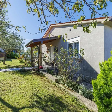 Casa vacanze Sandra By Interhome